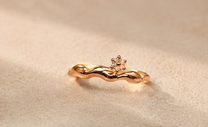 Golden Petal Wave Ring