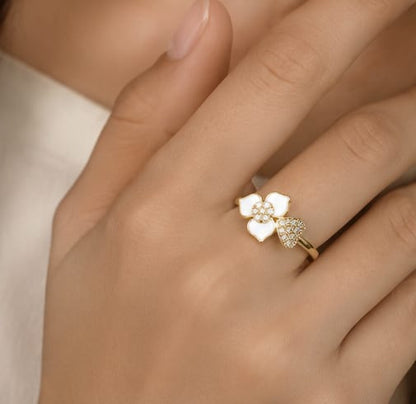 Bloom Heart Crystal Ring