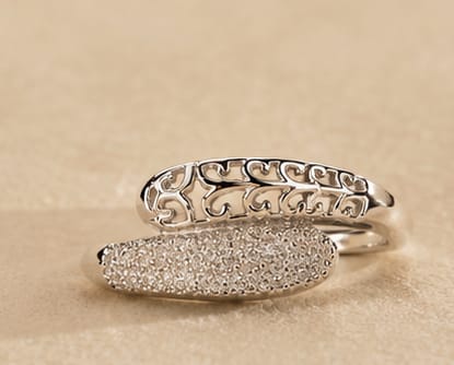 Royal Filigree Crystal Ring