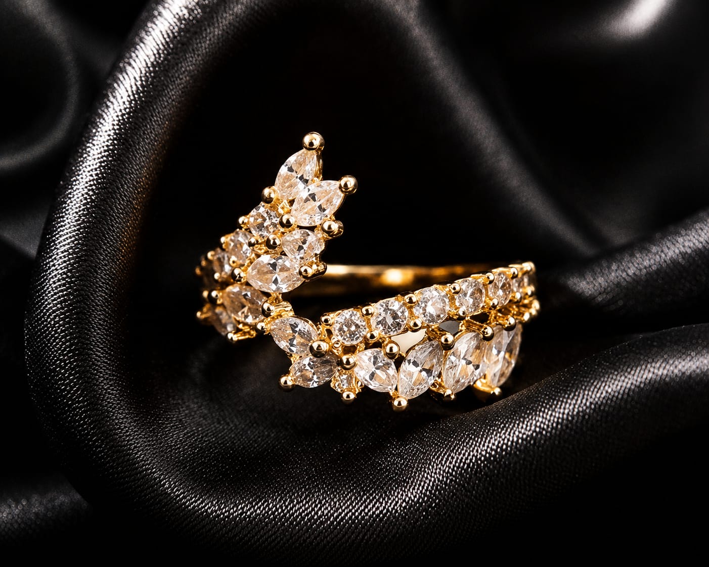 Luxe Band Adjustable  Ring