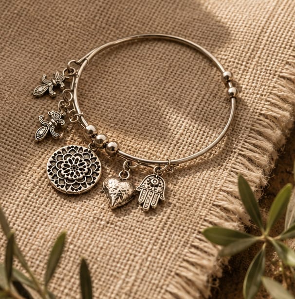Vintage Heart Charm Bracelet