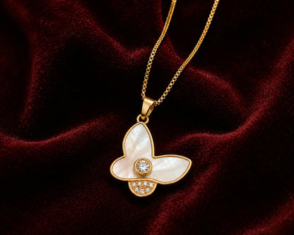 Luxe Pearl Butterfly Necklace