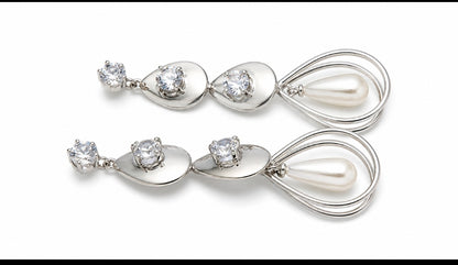 Royale Crystal Pearl Drops