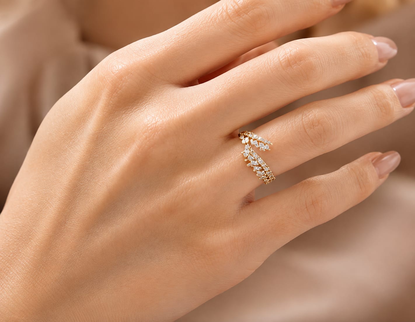 Luxe Band Adjustable  Ring