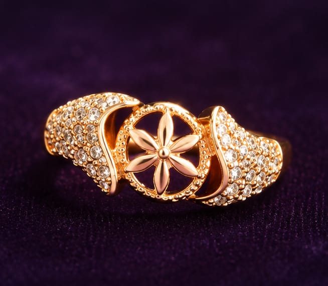 Sparkling Flower Ring
